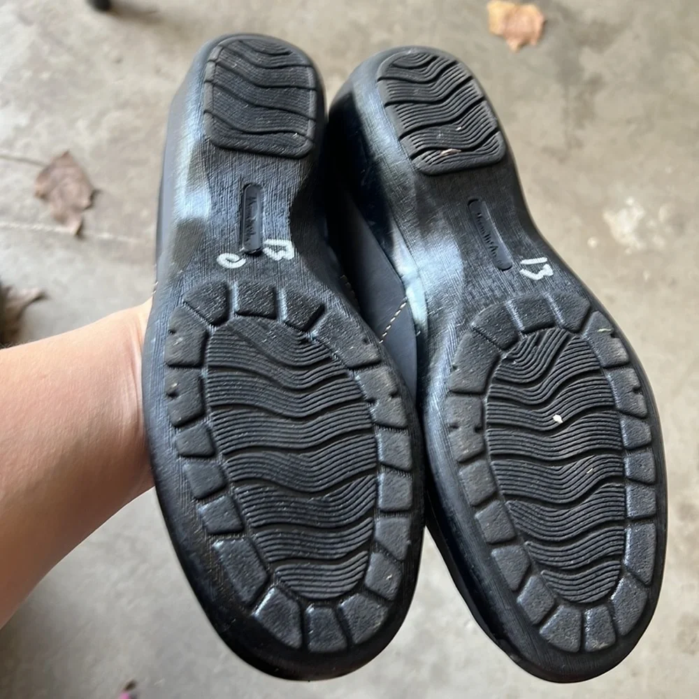 Thom McAn Dalia leather black easy on Loafer Shoes size 8